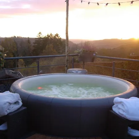 ゲストハウス Le Sorbier - Et D'hotes 4*